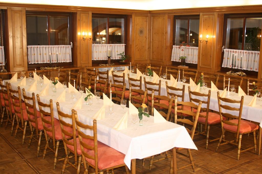 Landhotel Vierjahreszeiten Bad Konigshofen im Grabfeld Exterior photo